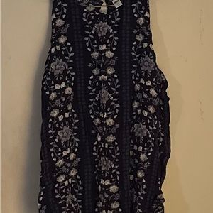 Old Navy sleeveless blouse XXL